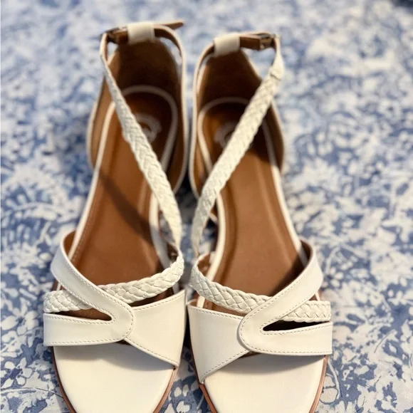 WHITE MOUNTAIN Women's Kika Open Toe Flat Sandal Size 8.5 - Picture 2 of 7